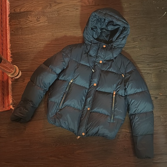 Di Bello Puffer Jacket - Picture 1 of 12